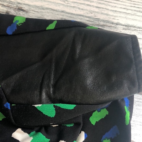 Chaus Slouching Neck Synthetic Leather Top Small - Picture 7 of 11